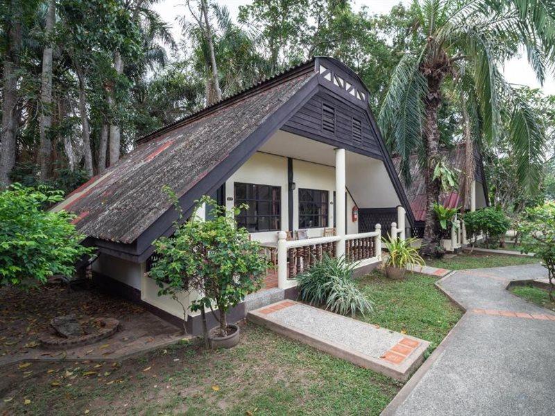 Ban Nam Mao Resort Na Chom Thian Exterior photo