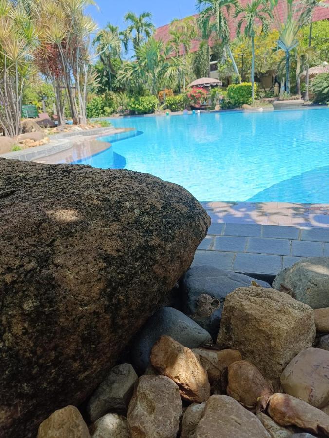 Ban Nam Mao Resort Na Chom Thian Exterior photo