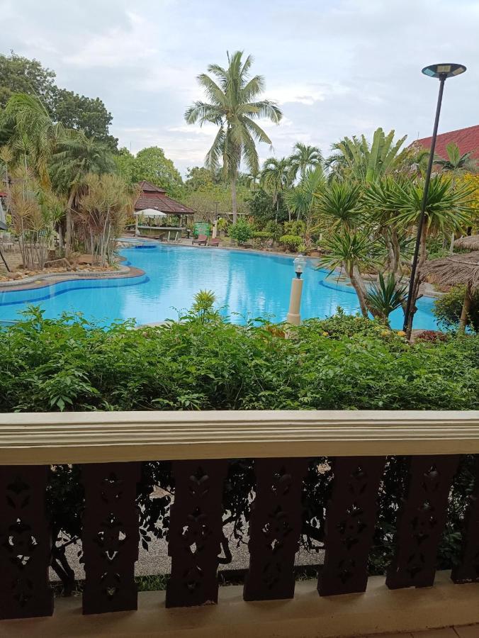Ban Nam Mao Resort Na Chom Thian Exterior photo