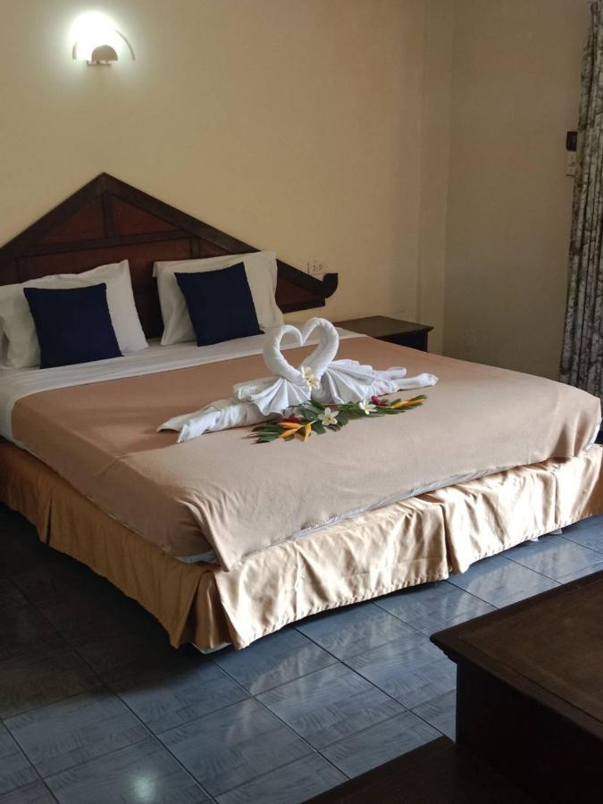 Ban Nam Mao Resort Na Chom Thian Exterior photo